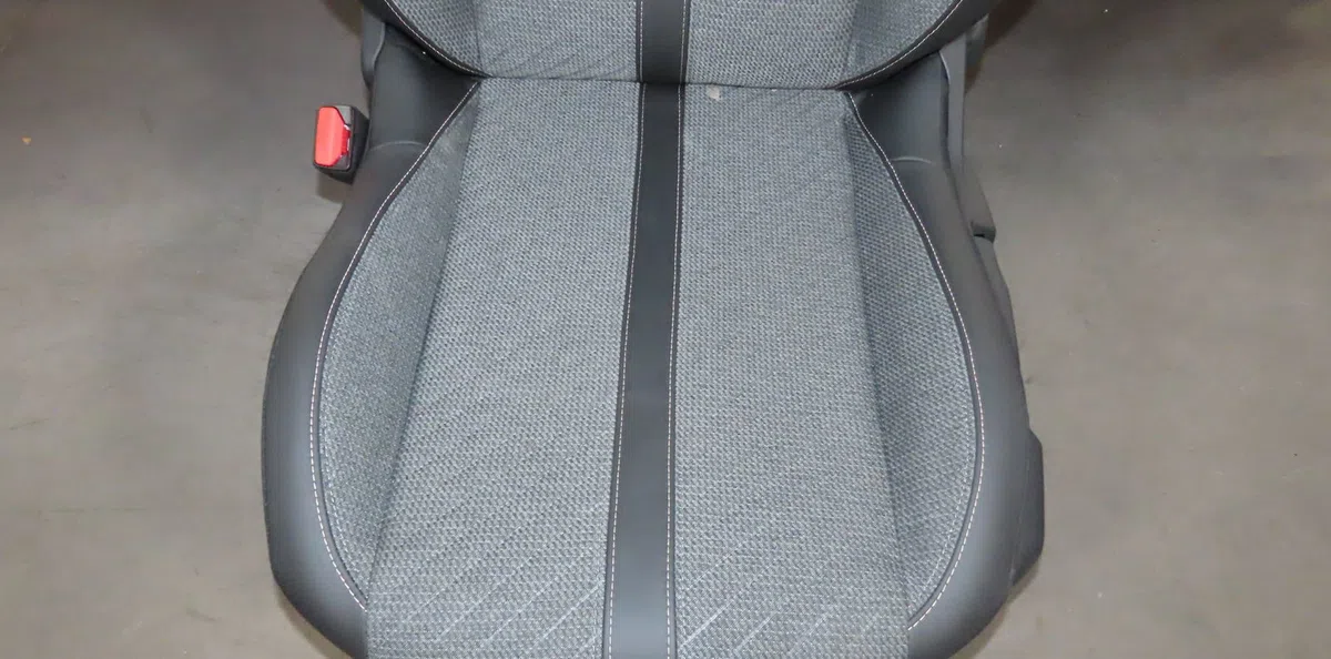 Siège avant gauche Peugeot 2008 II (UD_, US_, UY_, UK_) 1.2 puretech 130 (2019) occasion