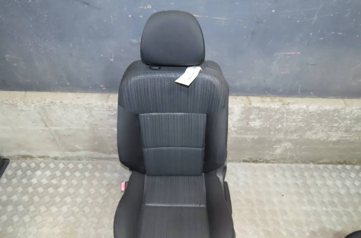 Siège avant gauche Peugeot 207 CC (WD_) 1.6 hdi (2007-2015) occasion