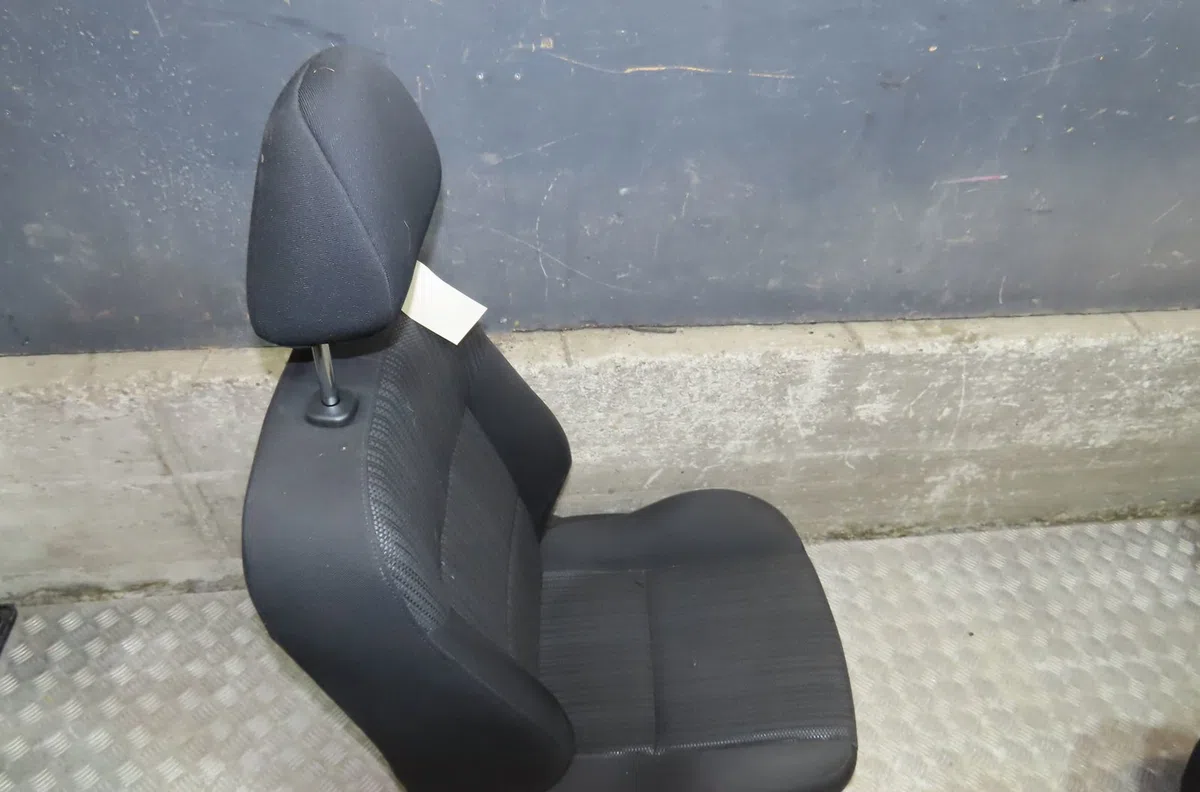 Siège avant gauche Peugeot 207 CC (WD_) 1.6 hdi (2007-2015) occasion