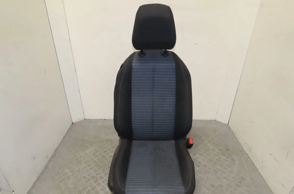 Siège avant gauche Peugeot 208 II (UB_, UP_, UW_, UJ_) 1.5 bluehdi 100 (2019) occasion