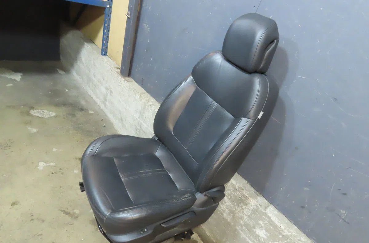 Siège avant gauche Peugeot 3008 Monospace (0U_) 2.0 hdi 150 - bluehdi 150 (2009-2016) 5 portes occasion