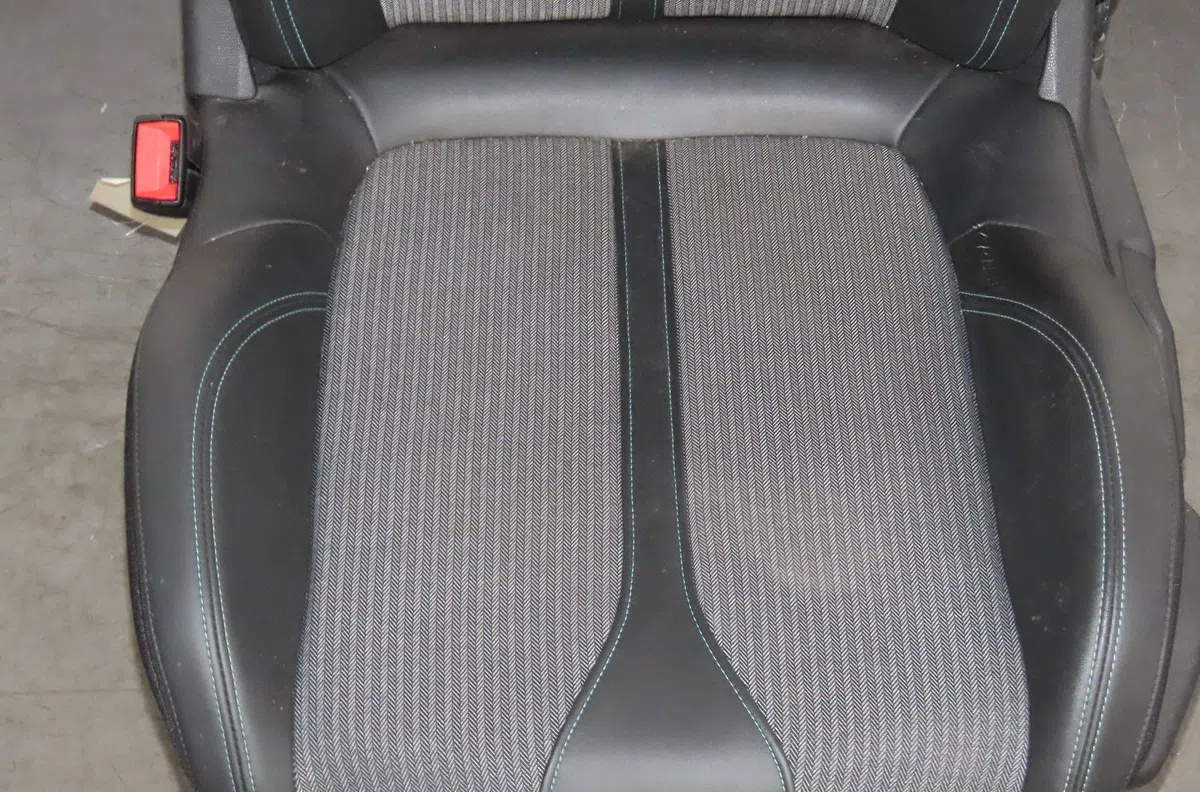 Siège avant gauche Peugeot 5008 II (MC_, MJ_, MR_, M4_) 1.5 bluehdi 130 (mcyhzj, mcyhzr, mcyhzx) (2018) occasion