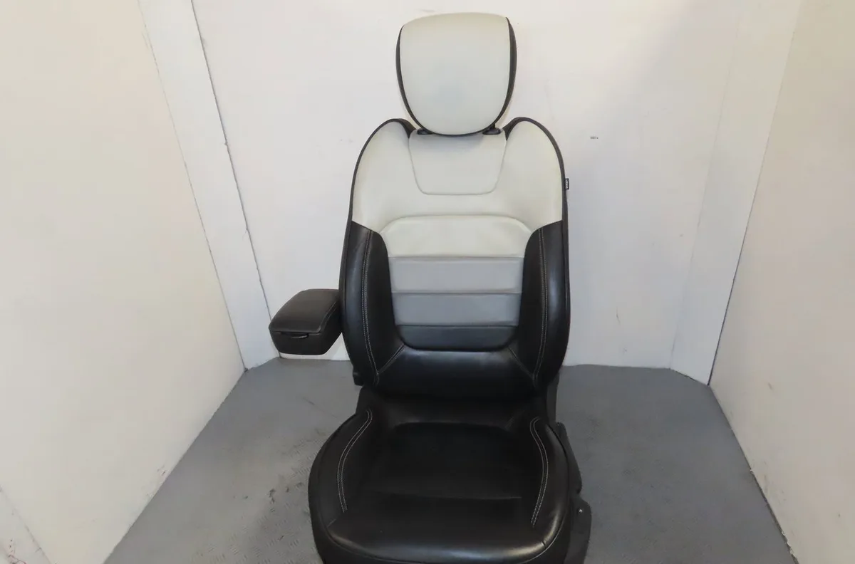 Siège avant gauche Renault CAPTUR I (J5_, H5_) 1.5 dci 110 (2015) 5 portes occasion