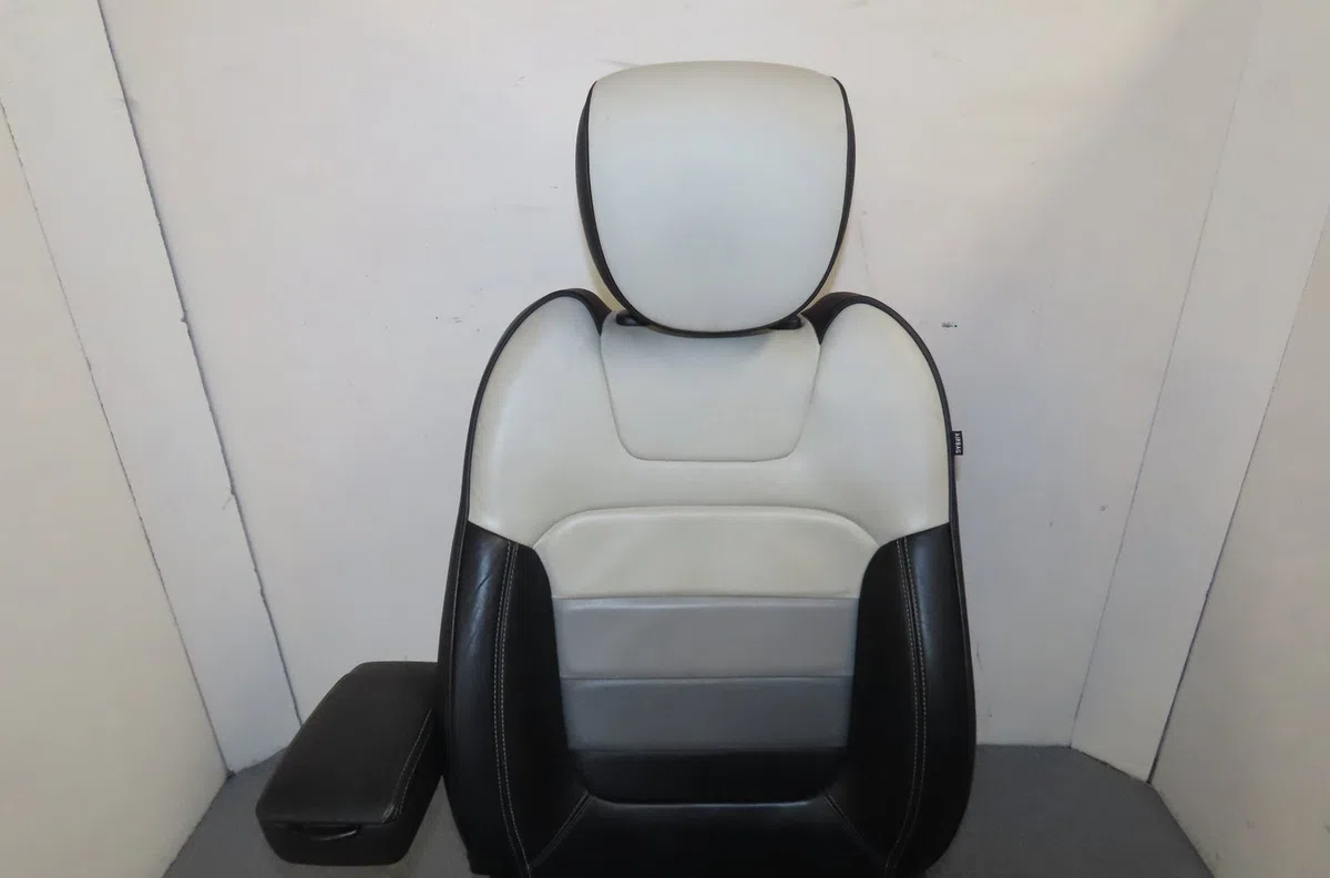 Siège avant gauche Renault CAPTUR I (J5_, H5_) 1.5 dci 110 (2015) 5 portes occasion
