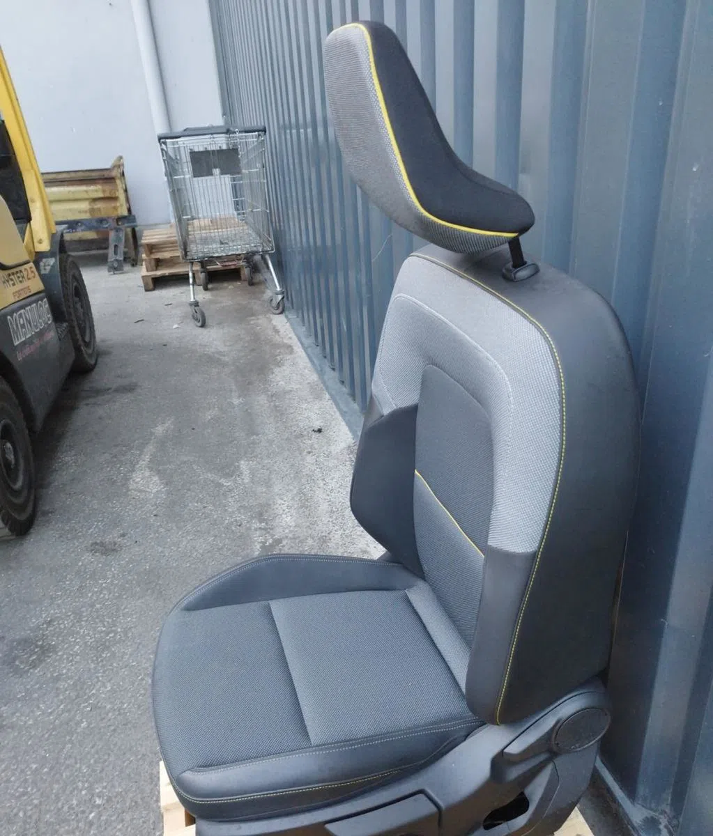 Siège avant gauche Renault KANGOO III Monospace Tce 130 (kjmb) (2021) occasion