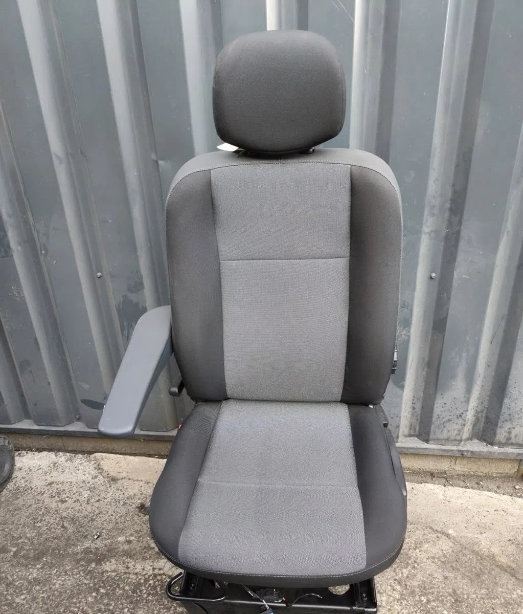 Siège avant gauche Renault MASTER III Camion plate-forme-Châssis (EV, HV, UV) 2.3 dci 145 fwd (ev0e, ev0f, hv0e, hv0f, u