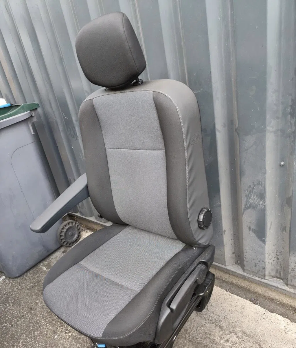 Siège avant gauche Renault MASTER III Camion plate-forme-Châssis (EV, HV, UV) 2.3 dci 145 fwd (ev0e, ev0f, hv0e, hv0f, u