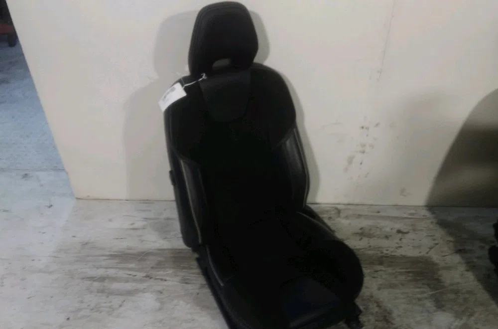 Siège avant gauche Volvo V40 3-5 portes (525) T2 (2015-2019) occasion