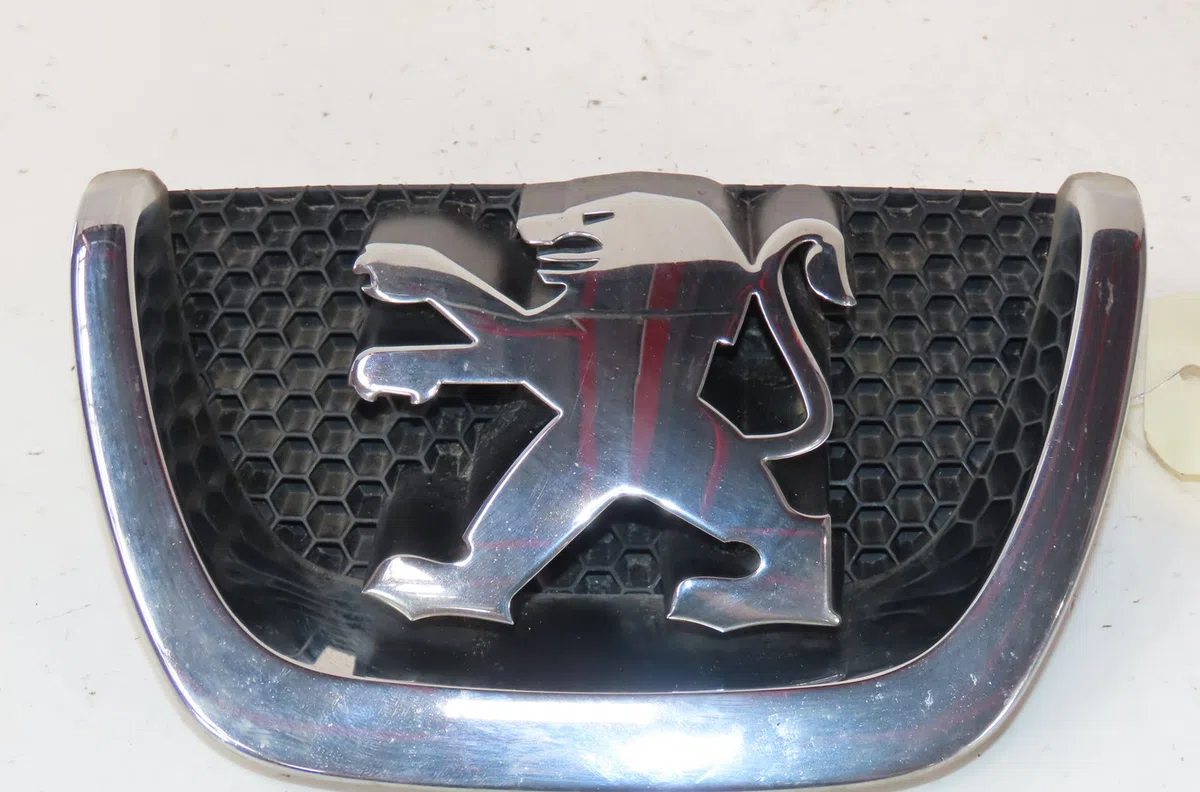Sigle calandre Peugeot 5008 (0U_, 0E_) 1.6 hdi (2010-2017) occasion