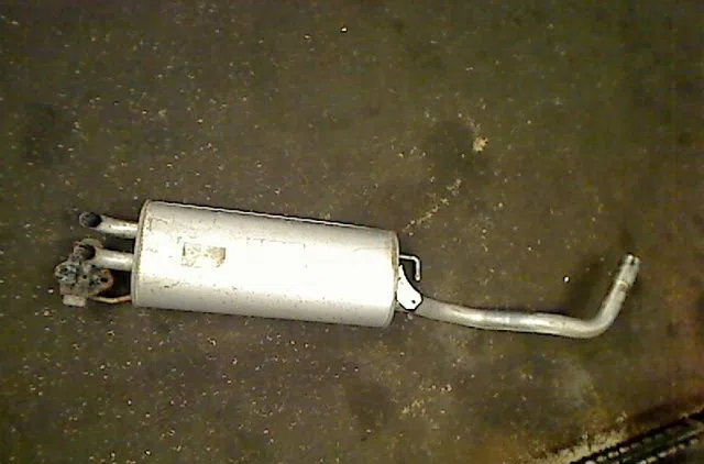 Silencieux arrière Volkswagen GOLF IV (1J1) 1.9 sdi (1997-2005) occasion