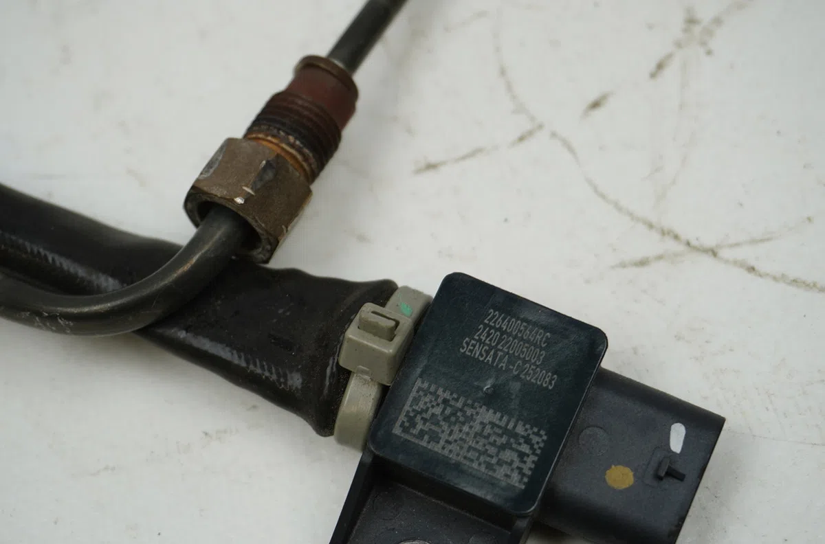Sonde fap temperature echappement Dacia JOGGER 1.6 hybrid 140 (2023) occasion