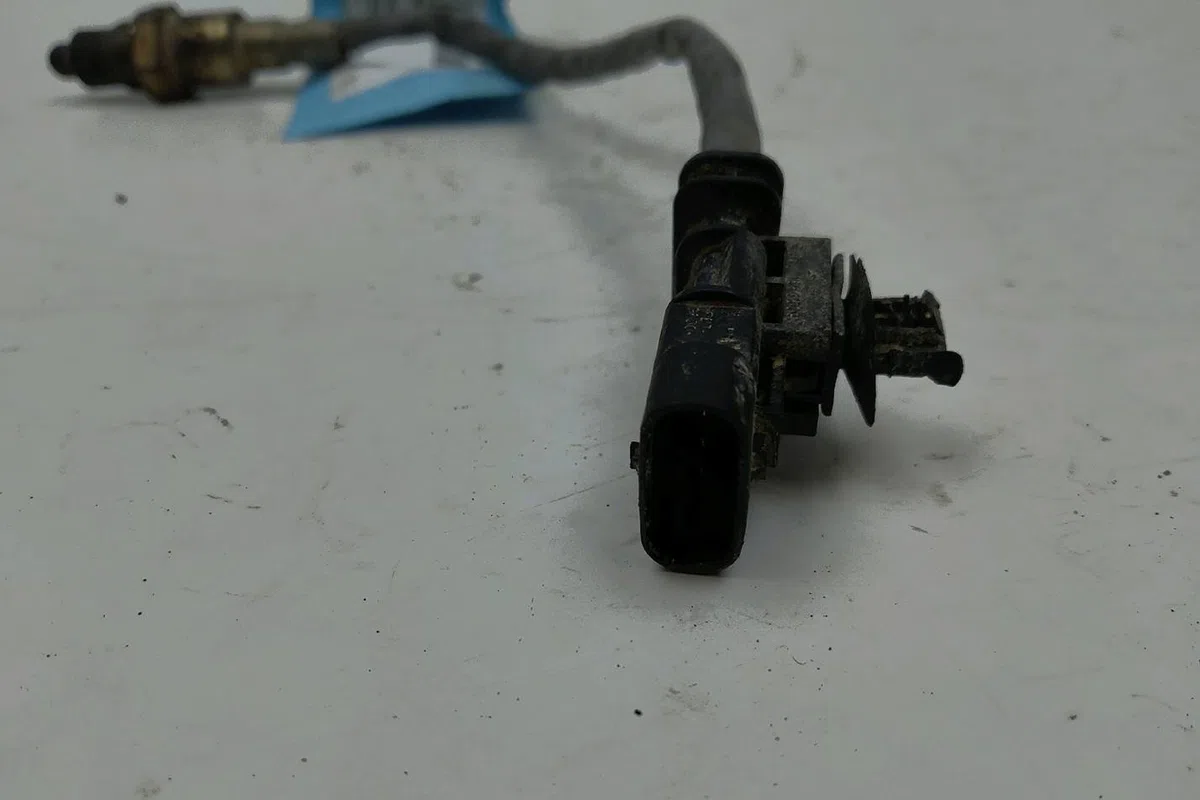 Sonde lambda Peugeot 308 II (LB_, LP_, LW_, LH_, L3_) 1.2 thp 130 (2013-2021) occasion