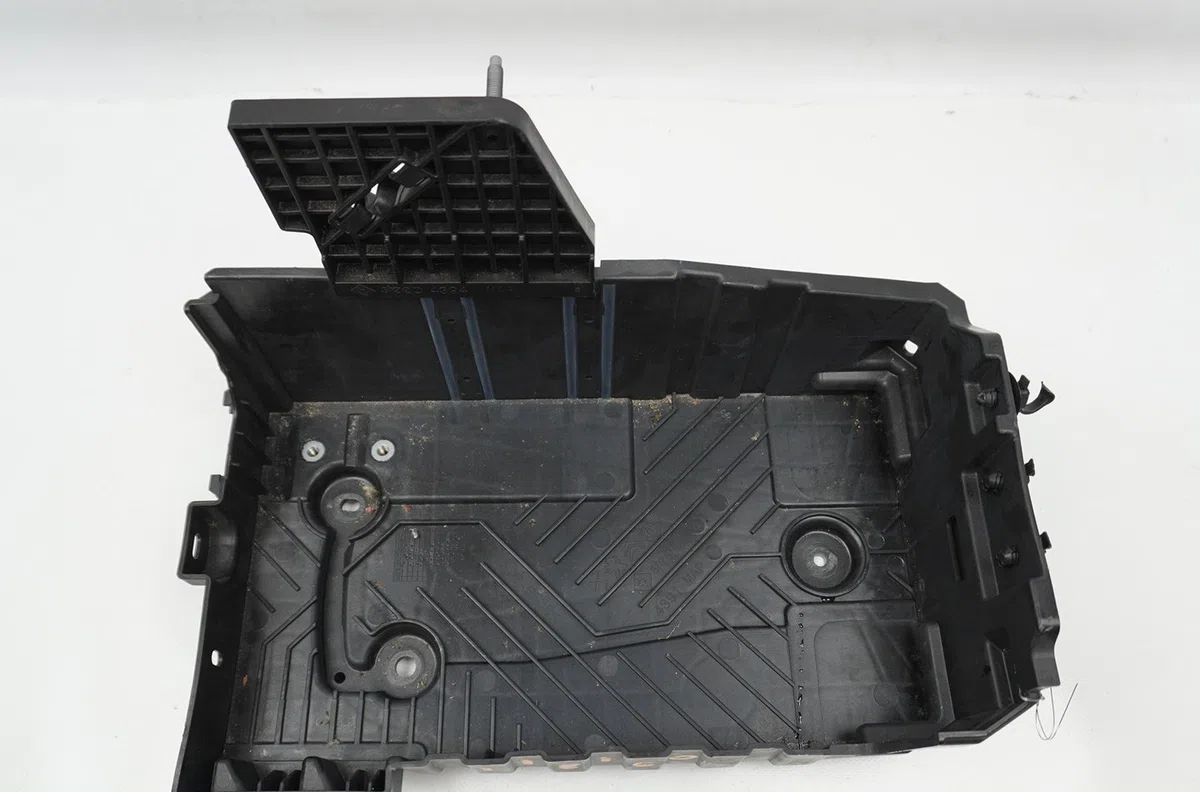 Support de batterie de traction Peugeot 208 II (UB_, UP_, UW_, UJ_) E-208 (2019) occasion