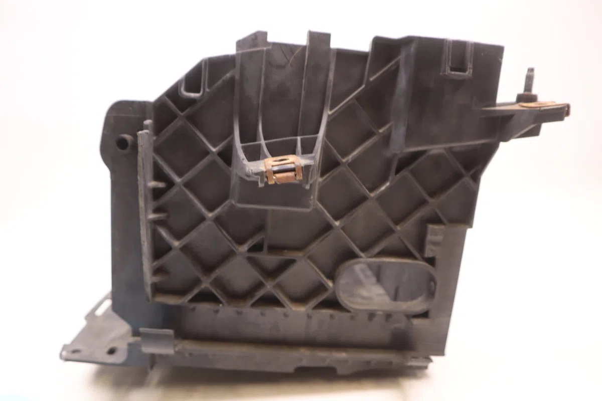 Support de batterie de traction Renault MEGANE III Coupé (DZ0-1_) 2.0 tce (dz1n) (2009) occasion