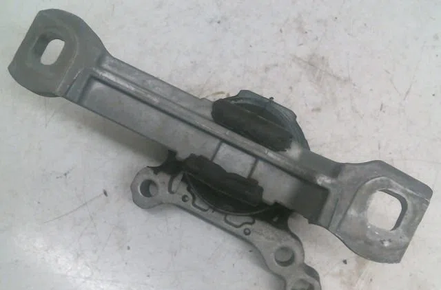 Support moteur FORD KUGA II occasion