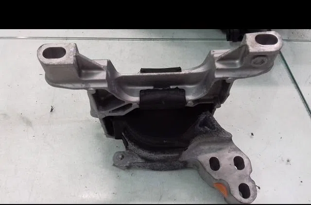 Support moteur Mazda 3 (BM, BN) 2.0 (2013-2019) occasion