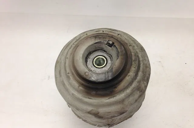 Support moteur Mercedes-benz CLK (C209) Clk 320 cdi (209.320) (2005-2009) occasion