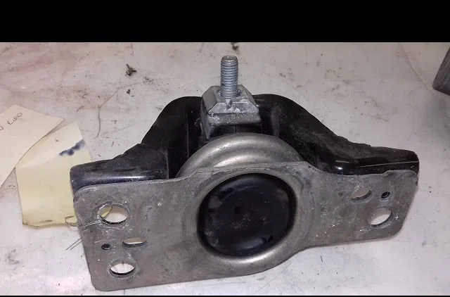 Support moteur Nissan NV200 Camionnette 1.5 dci 90 (m20, m20m) (2011) occasion