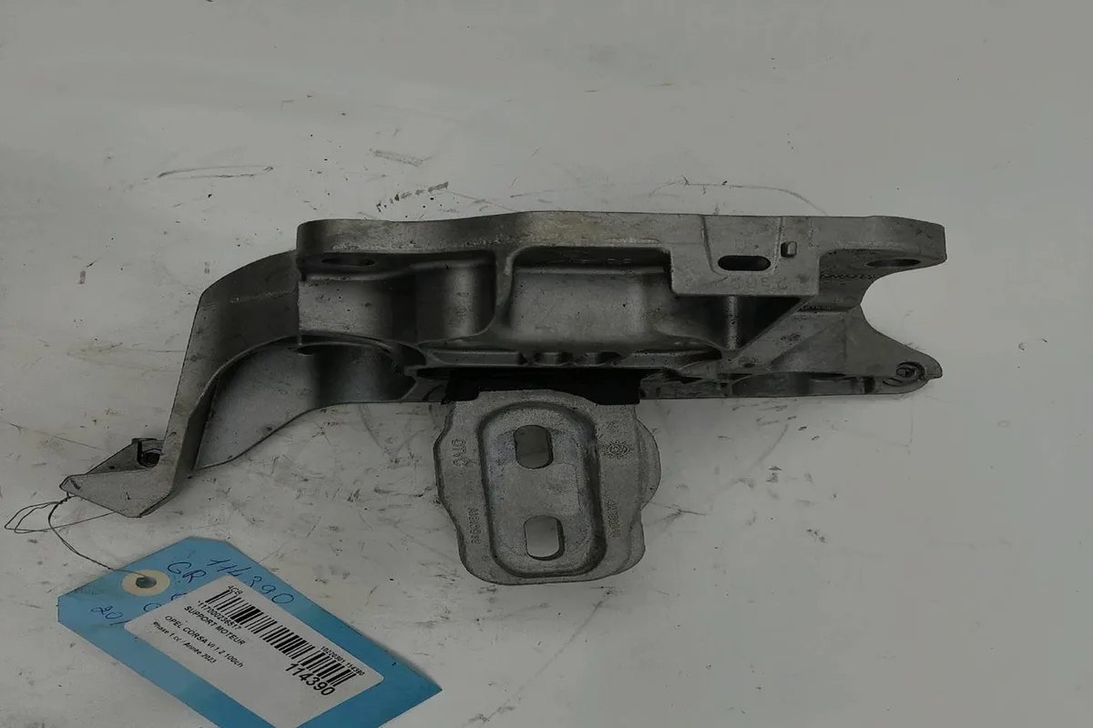 Support moteur Opel CORSA F 1.2 (68) (2019) occasion