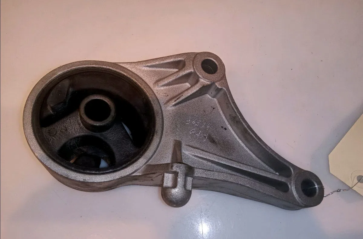 Support moteur Opel ZAFIRA A Monospace (T98) 1.6 16v (f75) (1999-2005) occasion