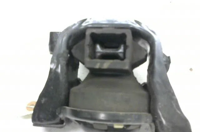 Support moteur Peugeot 208 I (CA_, CC_) 1.4 hdi (2012) 3 portes occasion