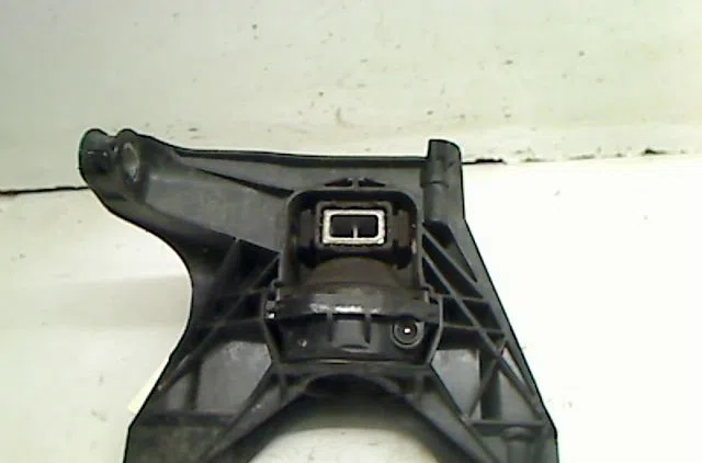 Support moteur Peugeot 3008 SUV (MC_, MR_, MJ_, M4_) 1.6 bluehdi 120 (2016) occasion