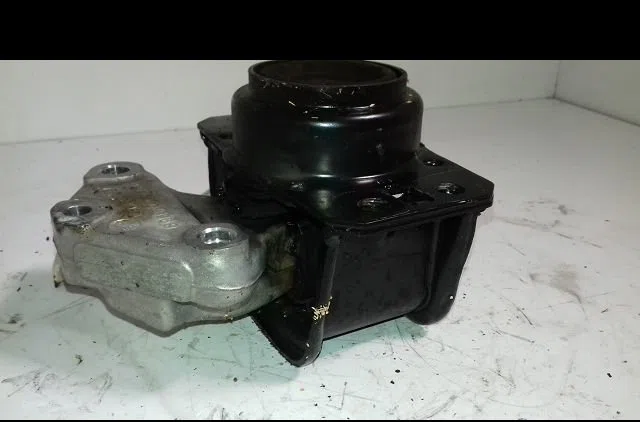 Support moteur Peugeot 308 I (4A_, 4C_) 1.6 hdi (2007-2014) 5 portes occasion