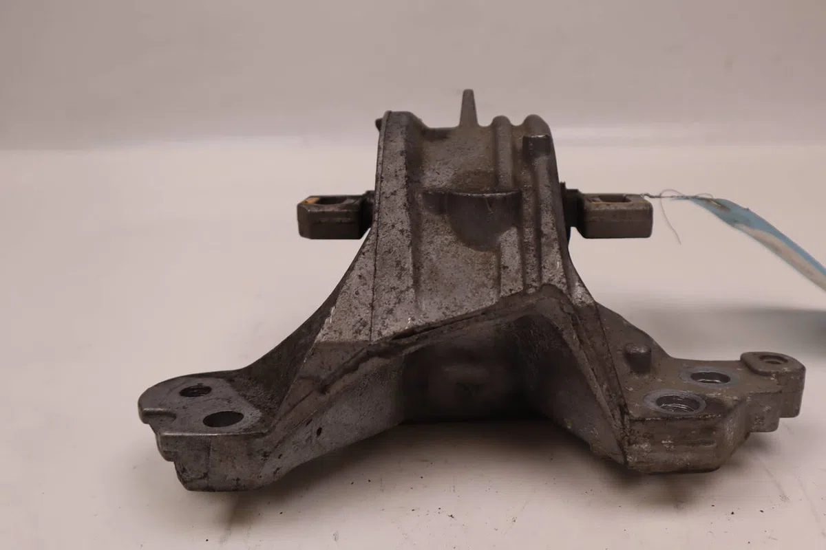 Support moteur Peugeot 407 Coupé (6C_) 2.0 hdi (2005) occasion