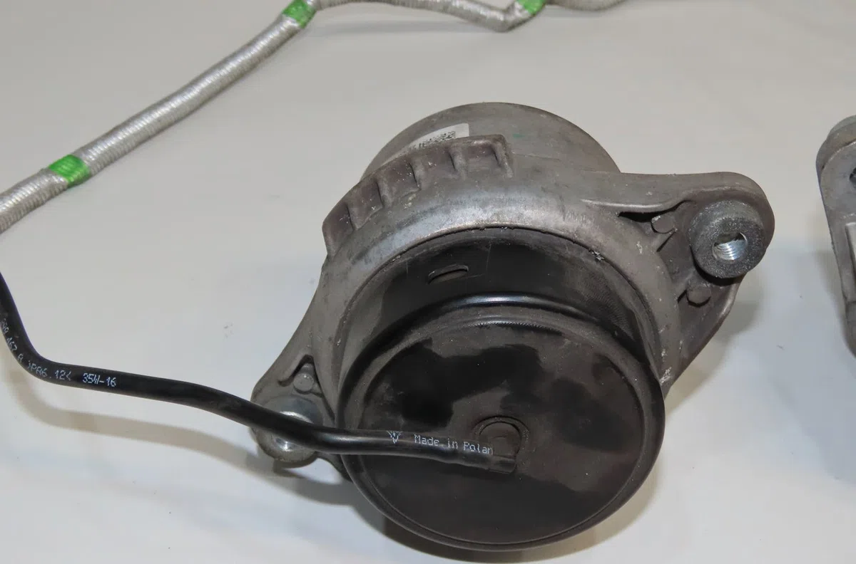 Support moteur Porsche 718 BOXSTER (982) 2.5 s (982330, 982331) (2016) occasion