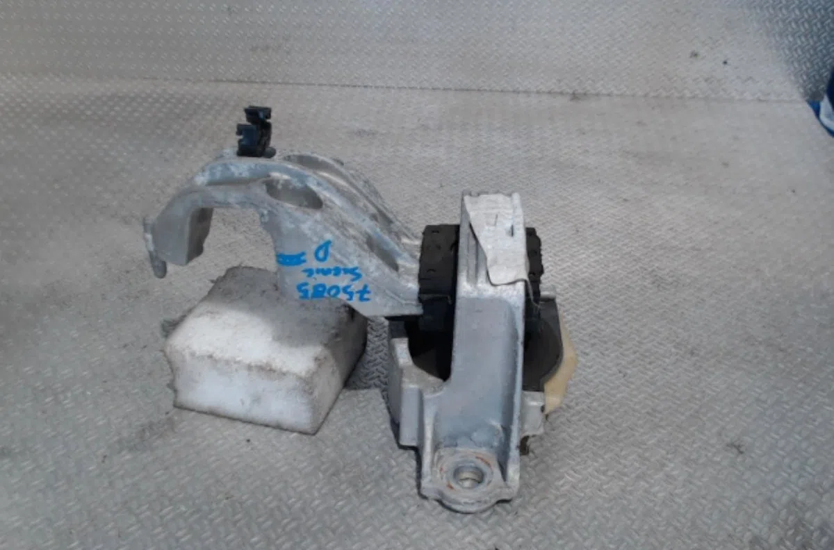 Support moteur RENAULT GRAND SCENIC 3 PHASE 1 occasion