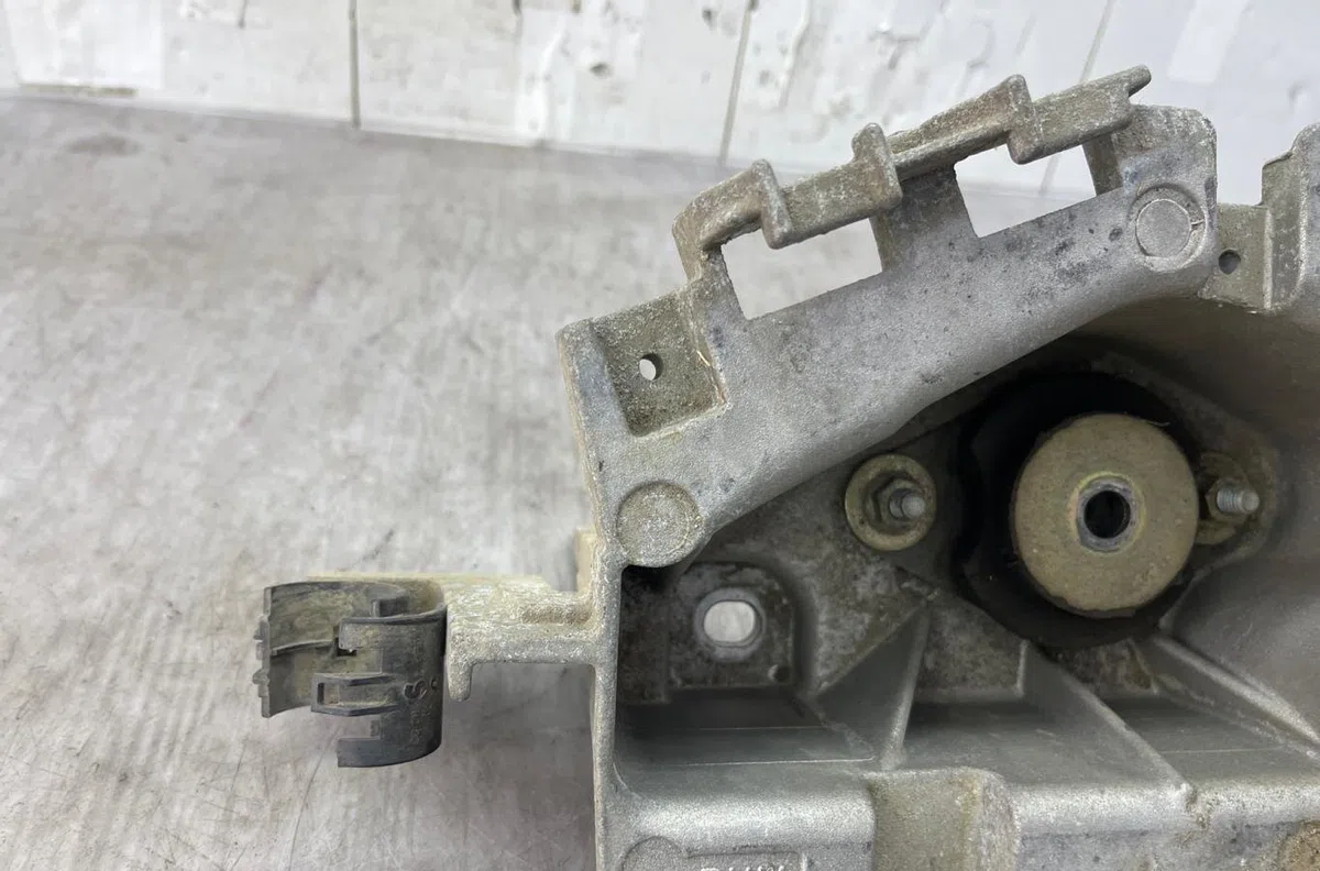 Support moteur RENAULT KANGOO 1 PHASE 2 occasion