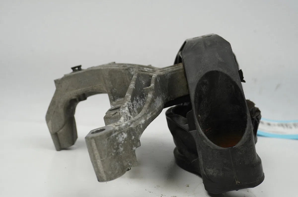 Support moteur Renault KANGOO III Camionnette-Monospace 1.5 blue dci 95 (fjab) (2021) occasion