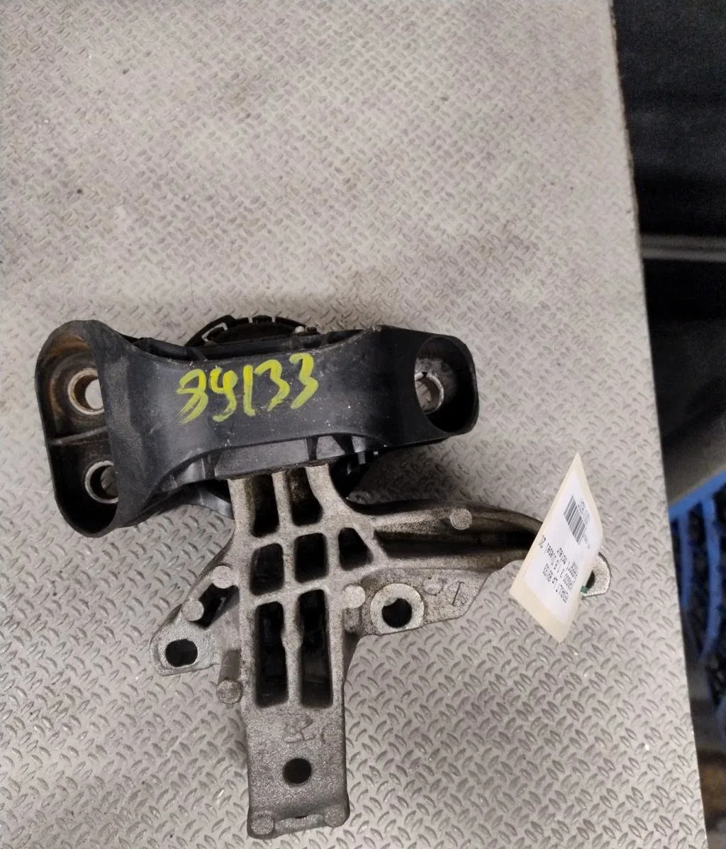 Support moteur Renault KANGOO III Monospace Tce 130 (kjmb) (2021) occasion