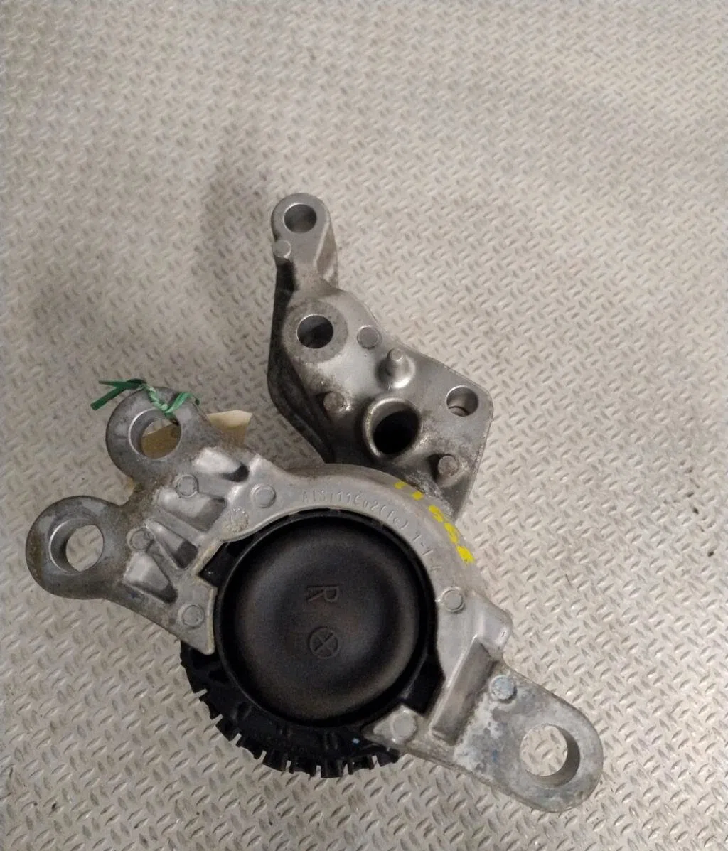 Support moteur RENAULT MEGANE 4  MEGANE 4 PHASE 1 occasion