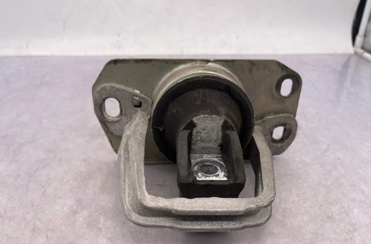 Support moteur RENAULT TRAFIC 2 PHASE 1 occasion