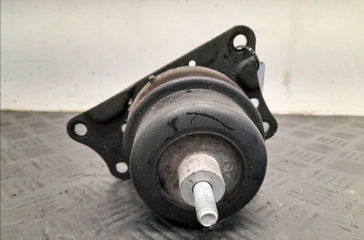 Support moteur Seat IBIZA IV (6J5, 6P1) 1.6 tdi (2009-2015) occasion
