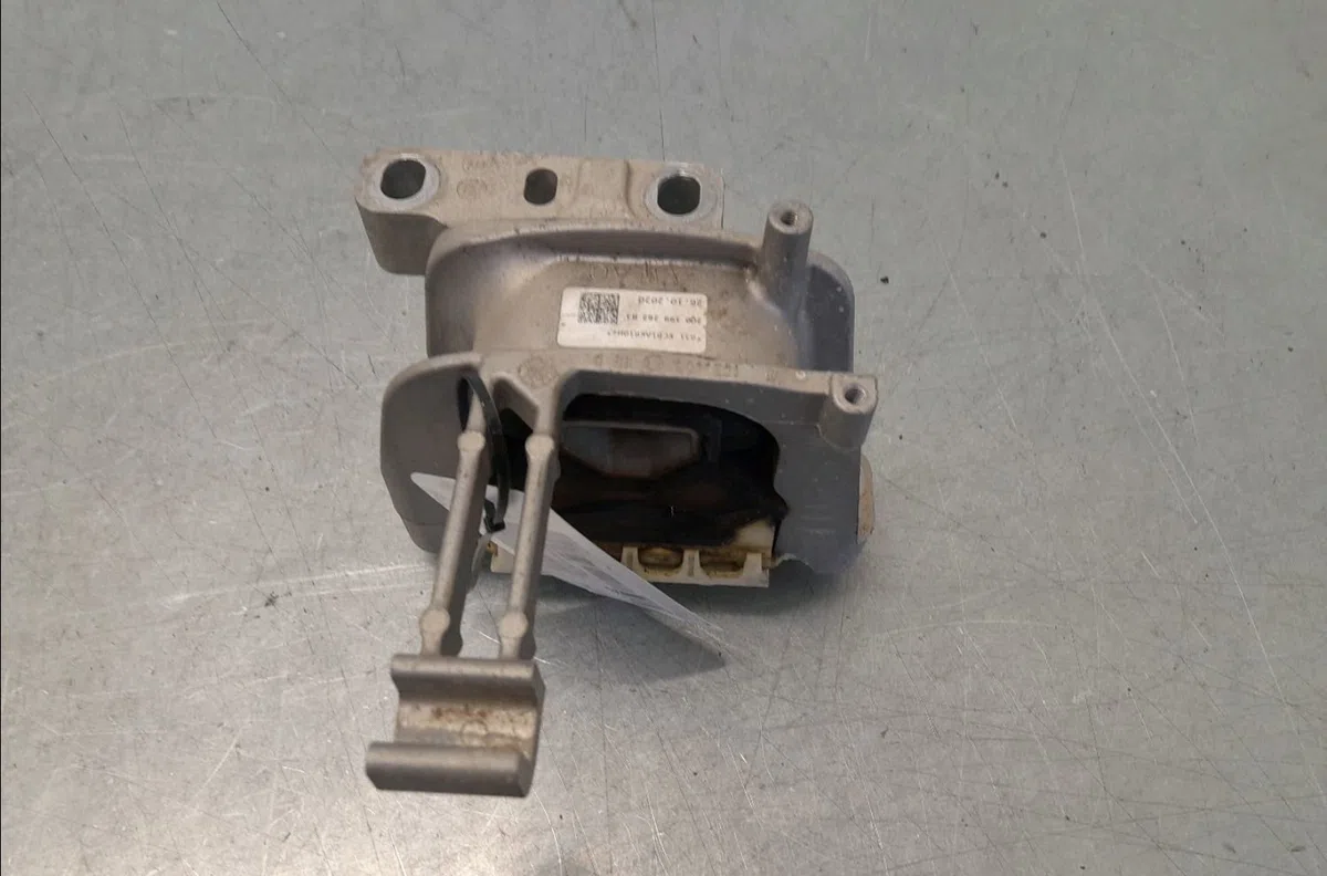 Support moteur Volkswagen POLO VI (AW1, BZ1, AE1) 1.0 tsi (2017) occasion