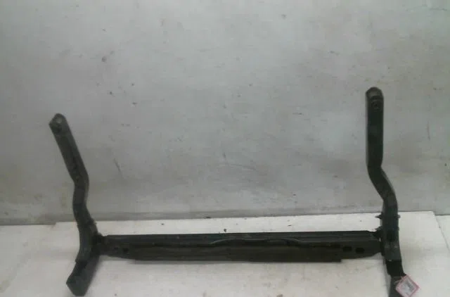 Support radiateur Ford KUGA II (DM2) 1.5 ecoboost e85 (2019-2019) occasion