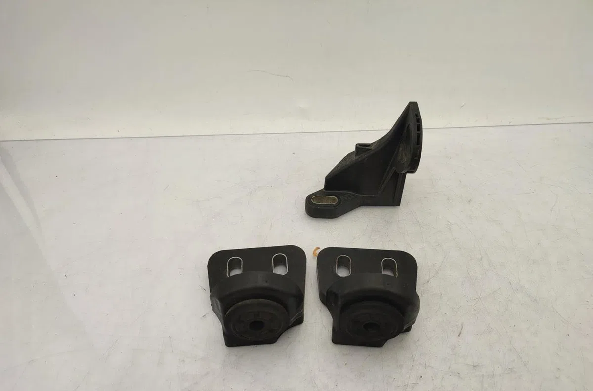 Support radiateur RENAULT MEGANE 4 PHASE 1 occasion