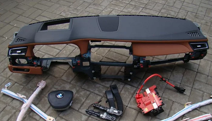 Tableau de bord complet BMW Serie 7 F01 — photo 1