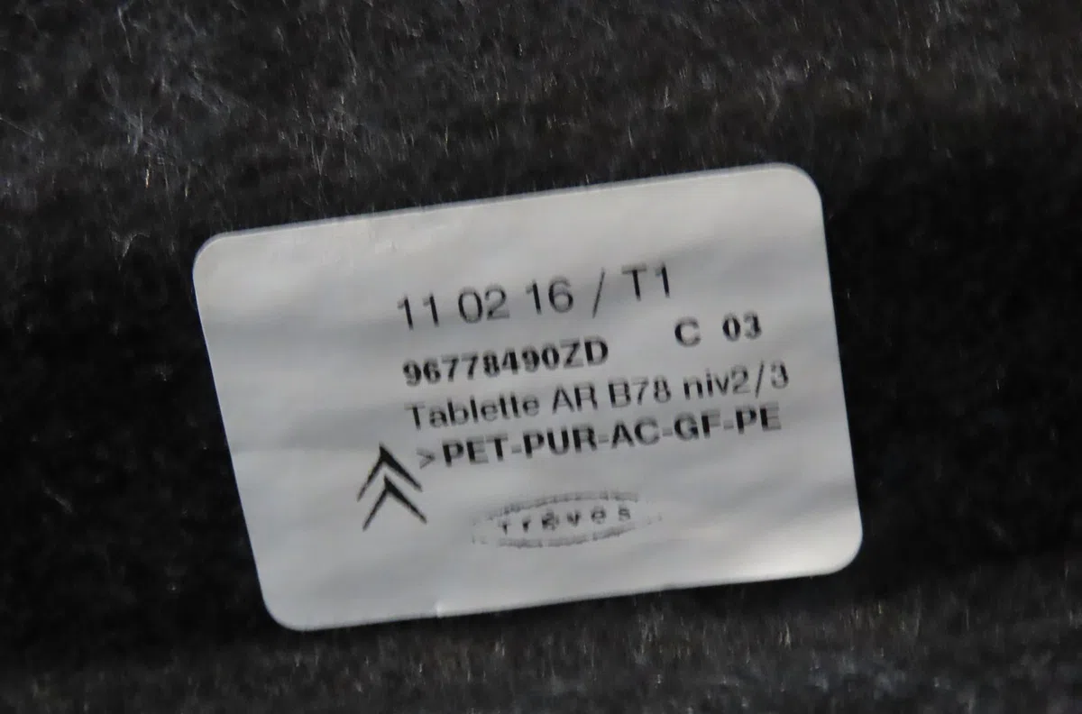 Tablette plage arrière Citroen C4 PICASSO II 2.0 bluehdi 150 (2013) occasion