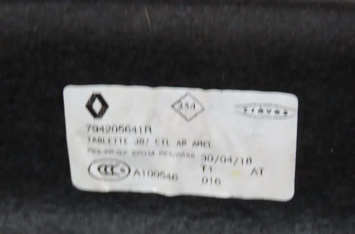 Tablette plage arrière Renault CAPTUR I (J5_, H5_) 0.9 tce 90 (2013) 5 portes occasion