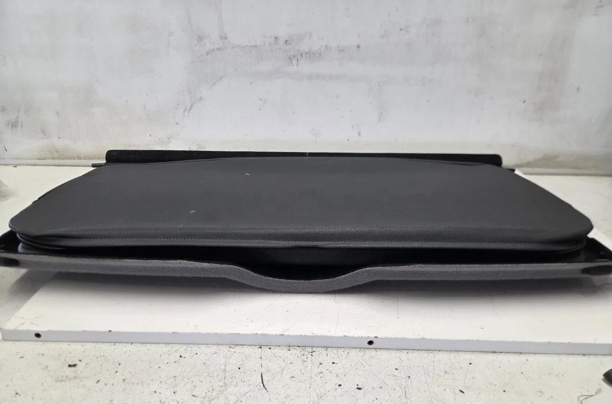 Tablette plage arrière RENAULT CLIO 2 PHASE 1 occasion