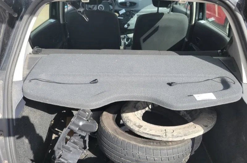 Tablette plage arrière RENAULT CLIO 3 PHASE 2 occasion