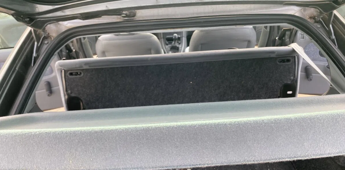 Tablette plage arrière RENAULT LAGUNA 1 PHASE 2 occasion