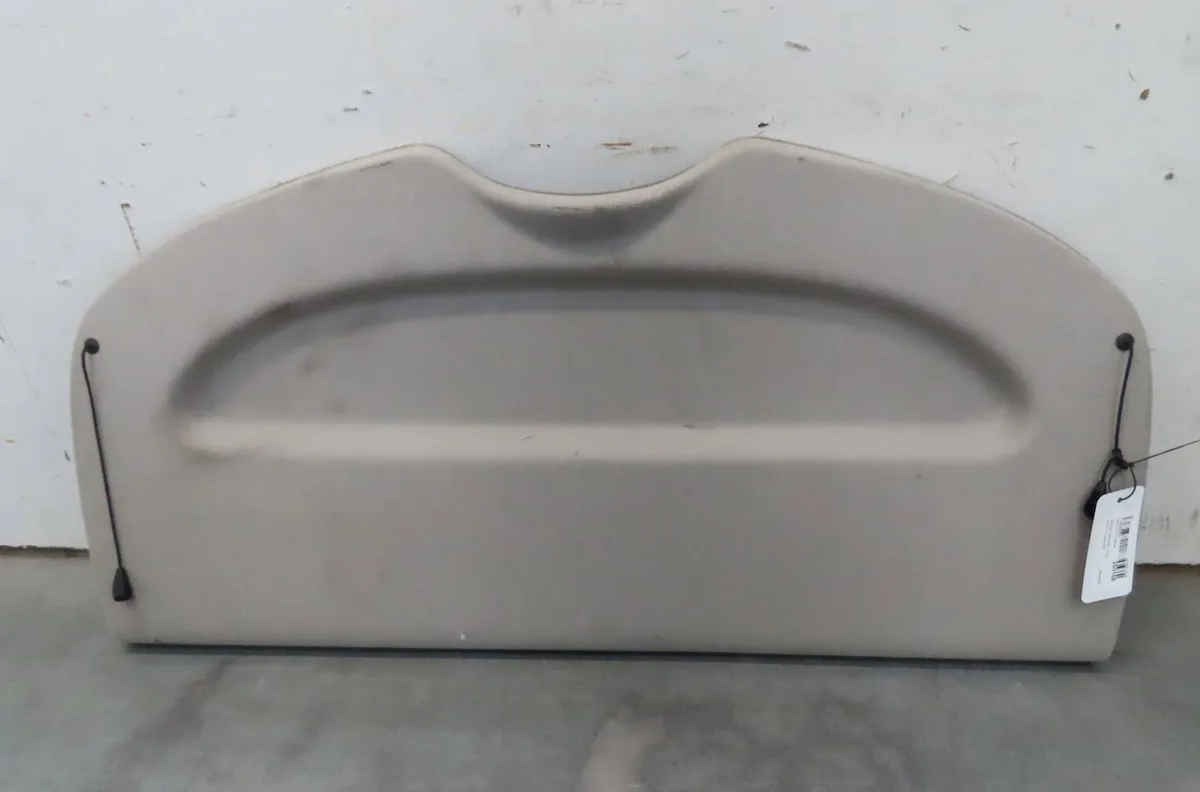 Tablette plage arrière Renault MEGANE II (BM0-1_, CM0-1_) 1.5 dci (bm1e, cm1e) (2005-2008) occasion