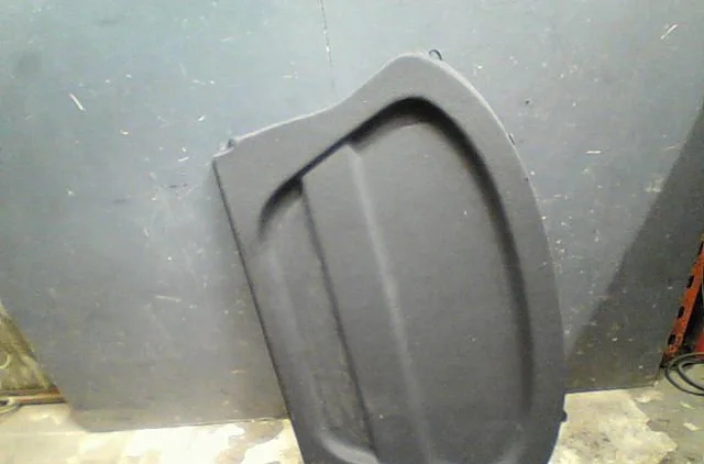 Tablette plage arrière Renault MEGANE III 3-5 portes (BZ0-1_, B3_) 1.2 tce (bz2b, bz11) (2012-2015) 5 portes occasion