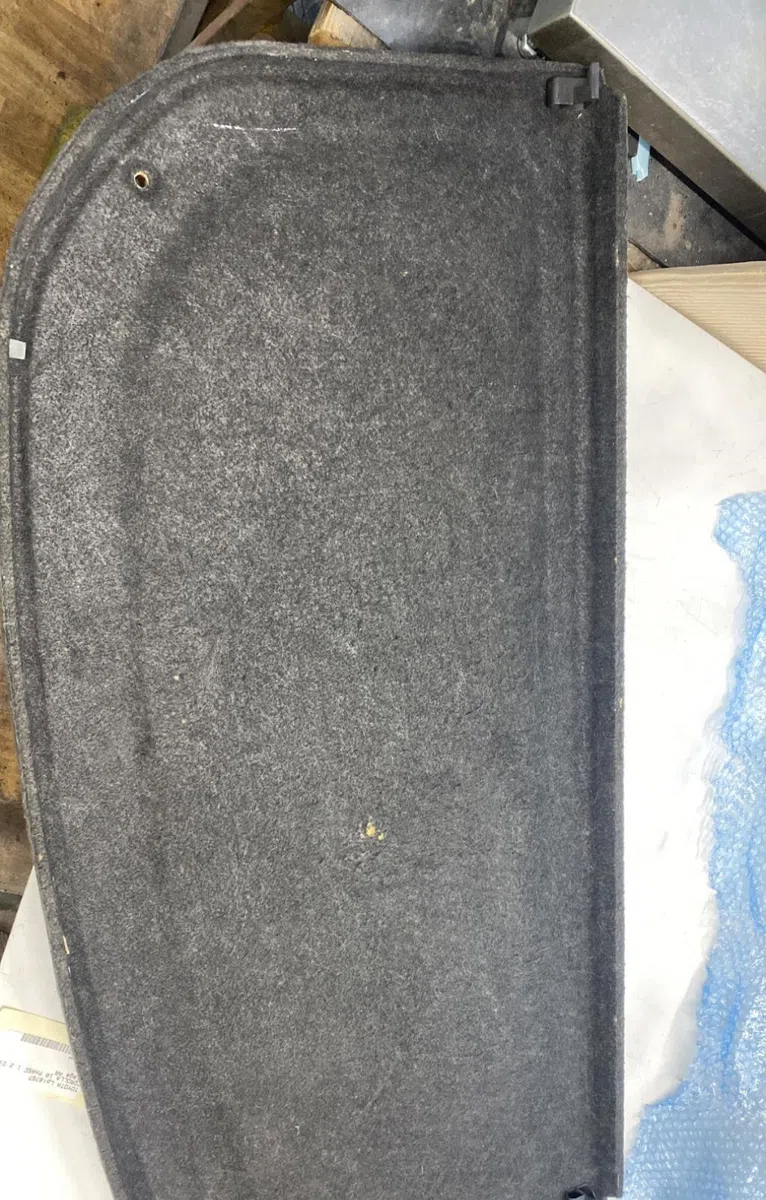 Tablette plage arrière Toyota COROLLA (_E12_) 2.0 d-4d (cde120r_, cde120l_) (2002-2006) occasion
