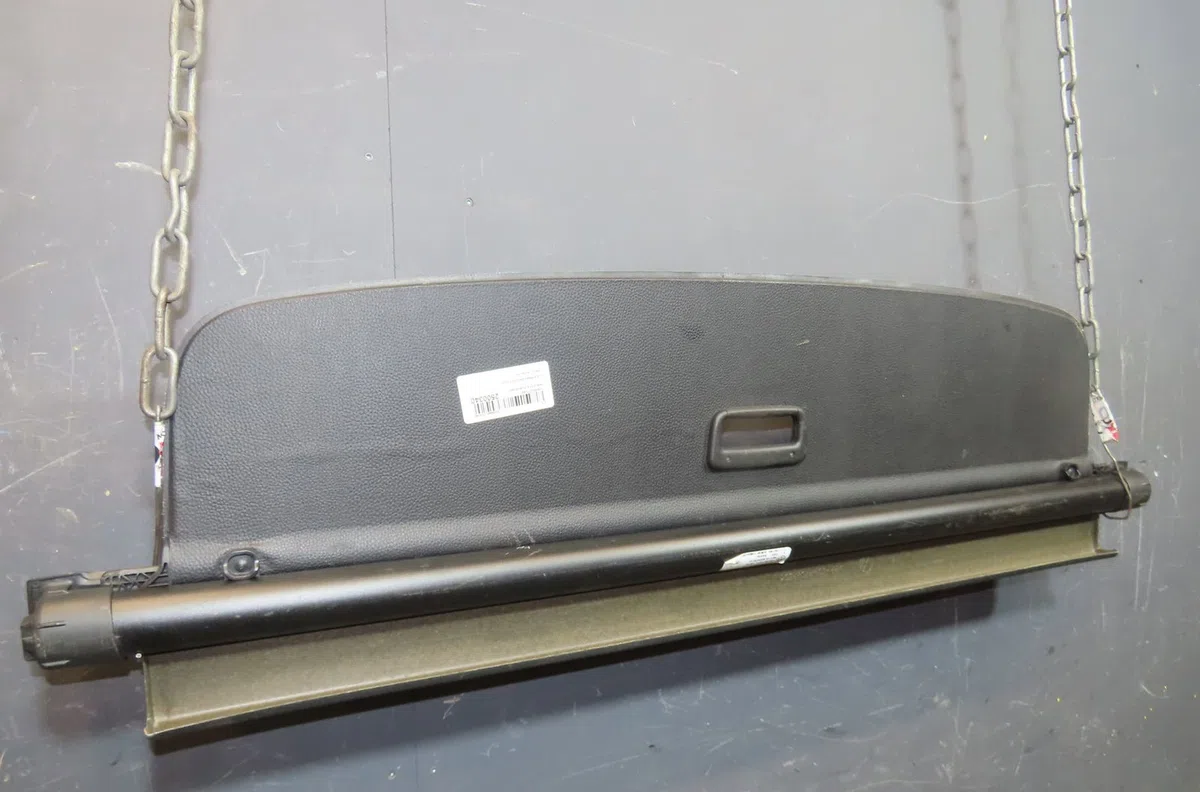 Tablette plage arrière Volkswagen GOLF V Variant (1K5) 1.9 tdi (2007-2009) occasion