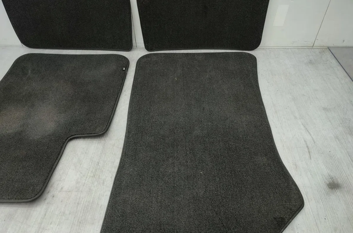 Tapis de sol BMW SERIE 1 E87 PHASE 2 occasion